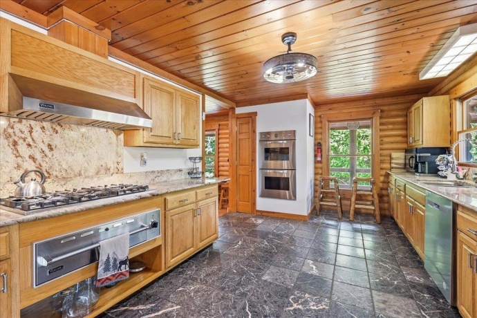 2105 Elizabeth Scales Mound, ELIZABETH, Illinois 61028, 4 Bedrooms Bedrooms, ,4 BathroomsBathrooms,House,For Sale,Elizabeth Scales Mound,202603586