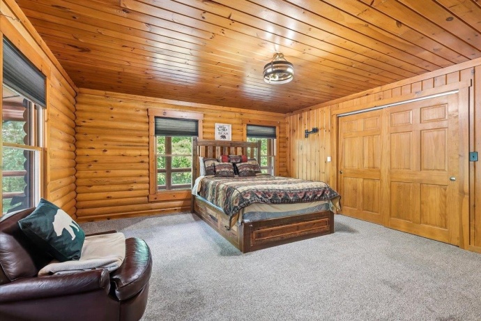 2105 Elizabeth Scales Mound, ELIZABETH, Illinois 61028, 4 Bedrooms Bedrooms, ,4 BathroomsBathrooms,House,For Sale,Elizabeth Scales Mound,202603586