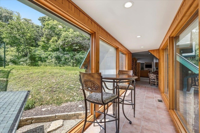 2105 Elizabeth Scales Mound, ELIZABETH, Illinois 61028, 4 Bedrooms Bedrooms, ,4 BathroomsBathrooms,House,For Sale,Elizabeth Scales Mound,202603586