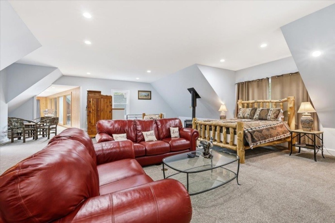 2105 Elizabeth Scales Mound, ELIZABETH, Illinois 61028, 4 Bedrooms Bedrooms, ,4 BathroomsBathrooms,House,For Sale,Elizabeth Scales Mound,202603586