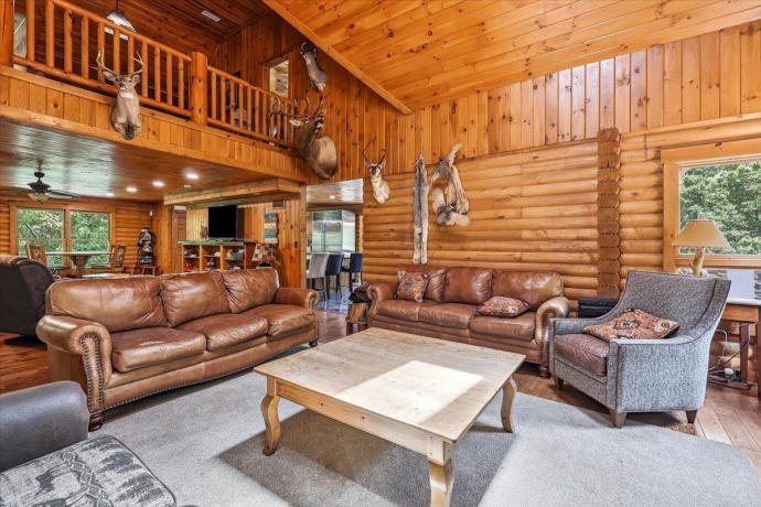 2105 Elizabeth Scales Mound, ELIZABETH, Illinois 61028, 4 Bedrooms Bedrooms, ,4 BathroomsBathrooms,House,For Sale,Elizabeth Scales Mound,202603586