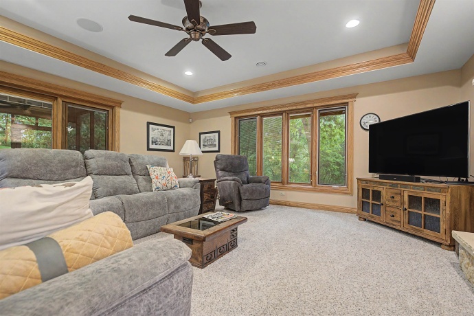 2 Dogwood, GALENA, Illinois 61036, 4 Bedrooms Bedrooms, ,3 BathroomsBathrooms,House,For Sale,Dogwood,202603588