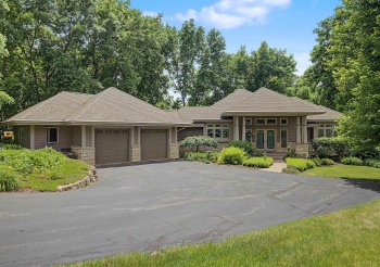 2 Dogwood, GALENA, Illinois 61036, 4 Bedrooms Bedrooms, ,3 BathroomsBathrooms,House,For Sale,Dogwood,202603588