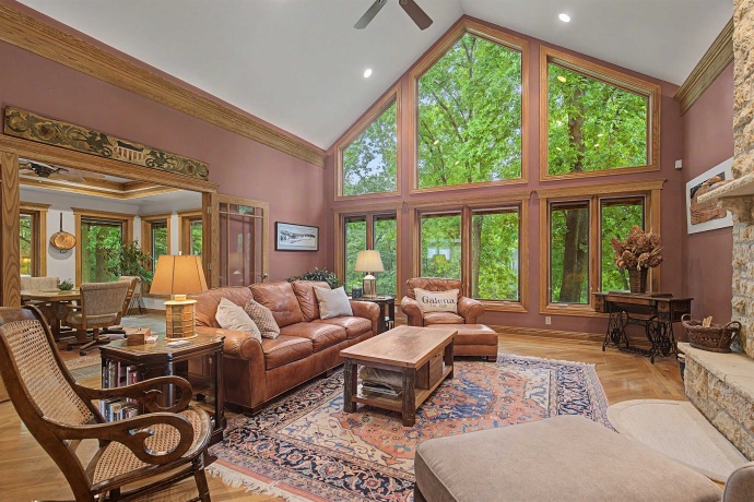 2 Dogwood, GALENA, Illinois 61036, 4 Bedrooms Bedrooms, ,3 BathroomsBathrooms,House,For Sale,Dogwood,202603588