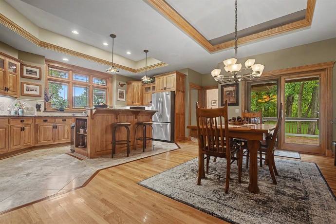 2 Dogwood, GALENA, Illinois 61036, 4 Bedrooms Bedrooms, ,3 BathroomsBathrooms,House,For Sale,Dogwood,202603588
