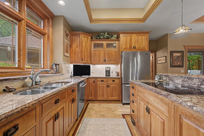 2 Dogwood, GALENA, Illinois 61036, 4 Bedrooms Bedrooms, ,3 BathroomsBathrooms,House,For Sale,Dogwood,202603588