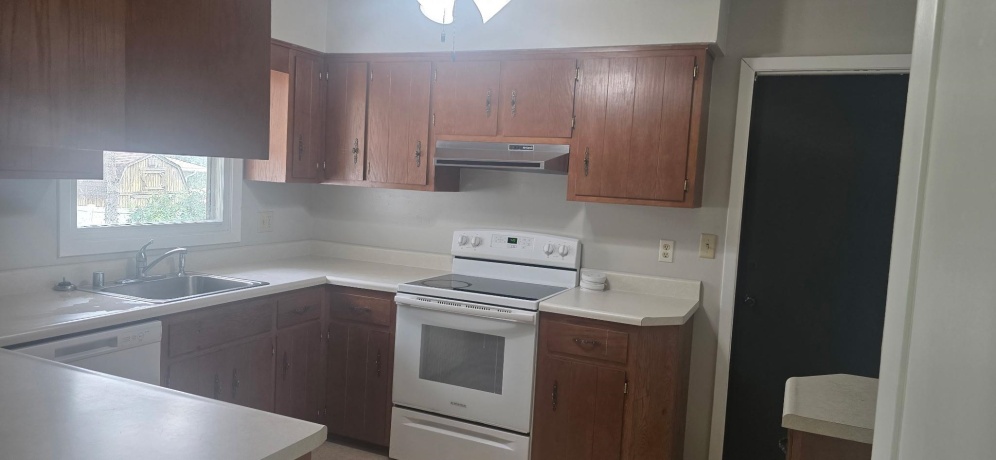 1116 Deanna, ROCKFORD, Illinois 61103, 3 Bedrooms Bedrooms, ,1 BathroomBathrooms,House,For Sale,Deanna,202603316