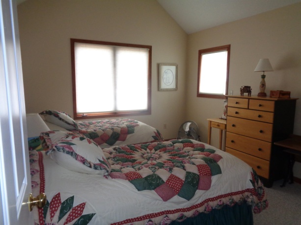 4 Maltby, GALENA, Illinois 61036, 3 Bedrooms Bedrooms, ,3 BathroomsBathrooms,House,For Sale,Maltby,202603589