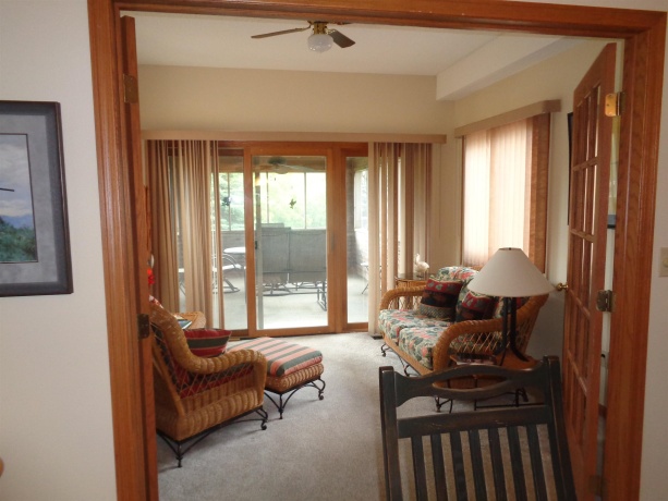 4 Maltby, GALENA, Illinois 61036, 3 Bedrooms Bedrooms, ,3 BathroomsBathrooms,House,For Sale,Maltby,202603589