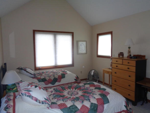 4 Maltby, GALENA, Illinois 61036, 3 Bedrooms Bedrooms, ,3 BathroomsBathrooms,House,For Sale,Maltby,202603589