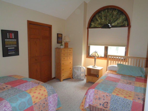4 Maltby, GALENA, Illinois 61036, 3 Bedrooms Bedrooms, ,3 BathroomsBathrooms,House,For Sale,Maltby,202603589