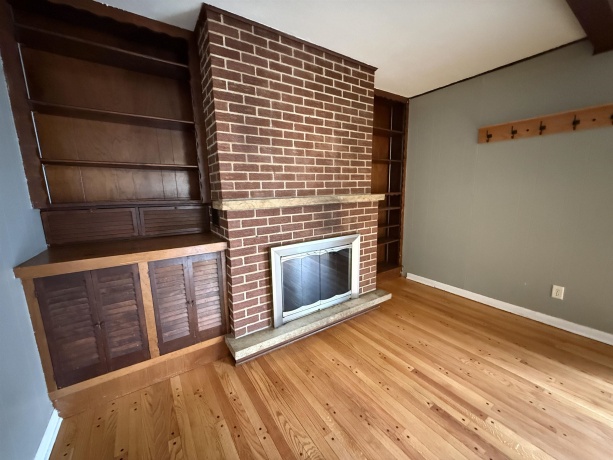 924 Peter, ROCKFORD, Illinois 61108, 3 Bedrooms Bedrooms, ,1 BathroomBathrooms,House,For Sale,Peter,202603591