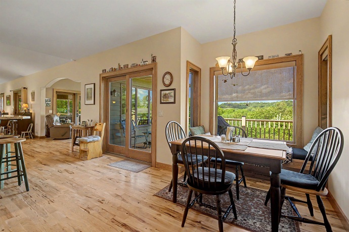 28 Butternut, GALENA, Illinois 61036, 4 Bedrooms Bedrooms, ,3 BathroomsBathrooms,House,For Sale,Butternut,202603592