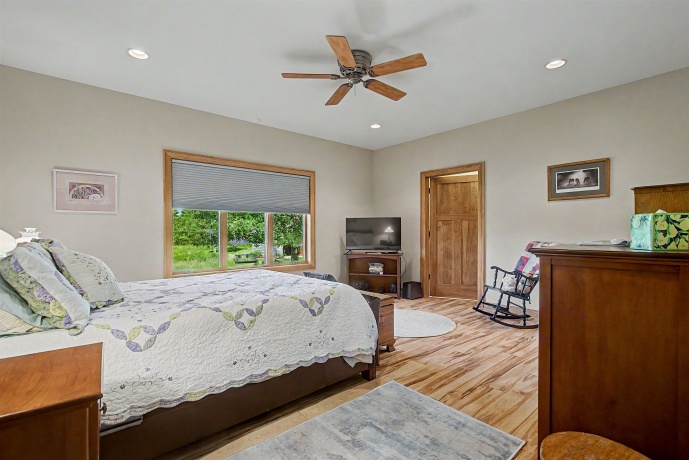 28 Butternut, GALENA, Illinois 61036, 4 Bedrooms Bedrooms, ,3 BathroomsBathrooms,House,For Sale,Butternut,202603592