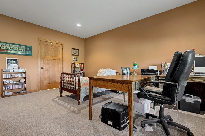 28 Butternut, GALENA, Illinois 61036, 4 Bedrooms Bedrooms, ,3 BathroomsBathrooms,House,For Sale,Butternut,202603592