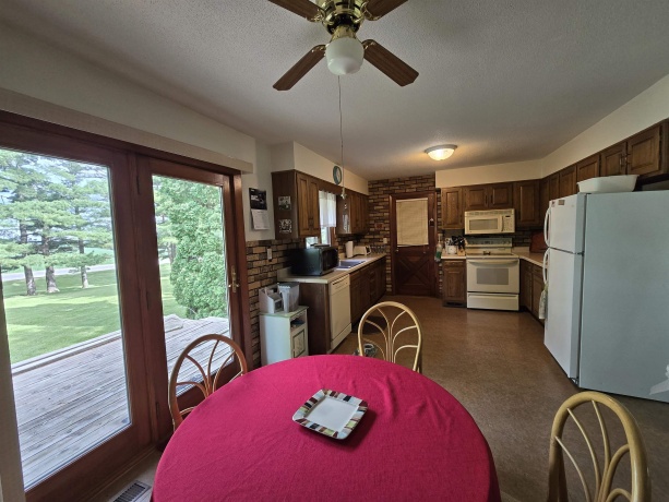 6428 Oakwood, POLO, Illinois 61064, 3 Bedrooms Bedrooms, ,2 BathroomsBathrooms,House,For Sale,Oakwood,202603594