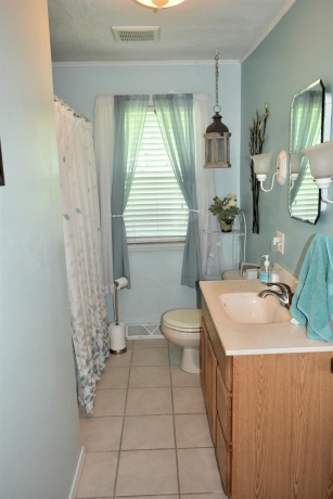 5337 MAIN, ROCKFORD, Illinois 61103, 3 Bedrooms Bedrooms, ,2 BathroomsBathrooms,House,For Sale,MAIN,202603595