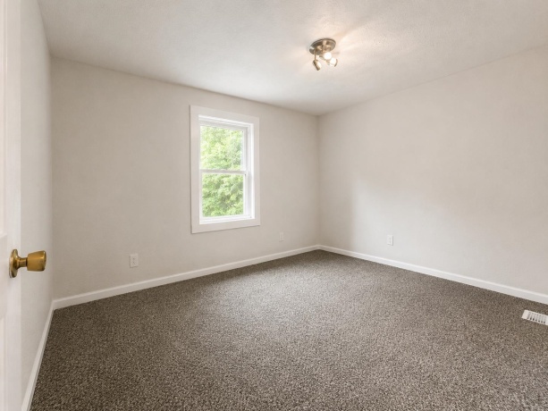 2707 Hampden Ct, ROCKFORD, Illinois 61107, 4 Bedrooms Bedrooms, ,2 BathroomsBathrooms,House,For Sale,Hampden Ct,202603597