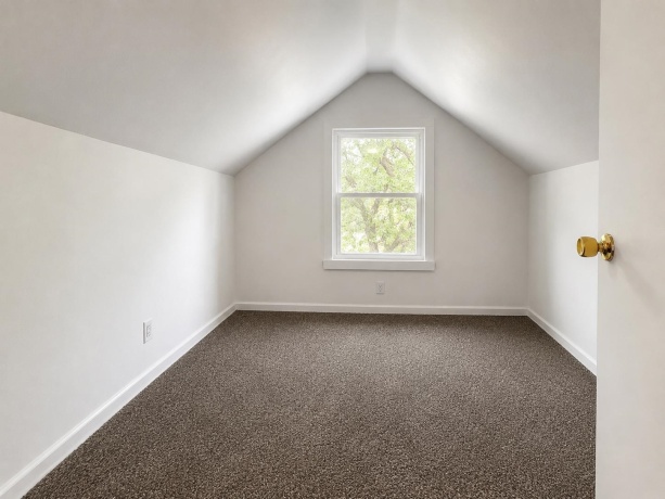 2707 Hampden Ct, ROCKFORD, Illinois 61107, 4 Bedrooms Bedrooms, ,2 BathroomsBathrooms,House,For Sale,Hampden Ct,202603597