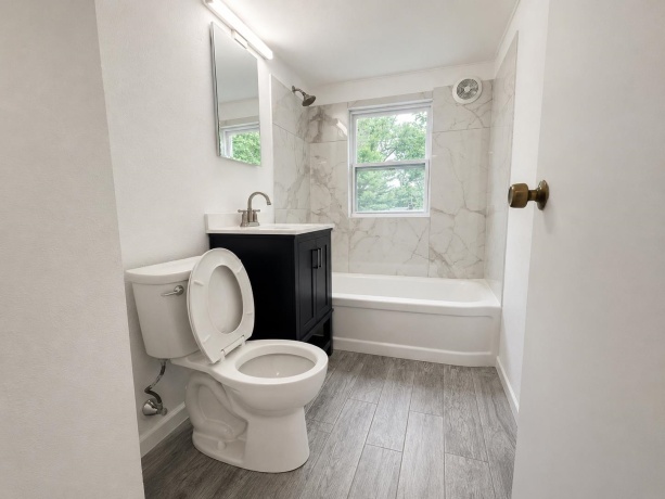 2707 Hampden Ct, ROCKFORD, Illinois 61107, 4 Bedrooms Bedrooms, ,2 BathroomsBathrooms,House,For Sale,Hampden Ct,202603597