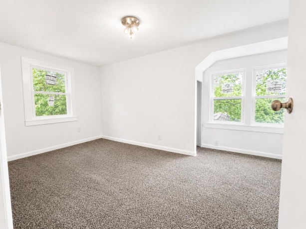 2707 Hampden Ct, ROCKFORD, Illinois 61107, 4 Bedrooms Bedrooms, ,2 BathroomsBathrooms,House,For Sale,Hampden Ct,202603597