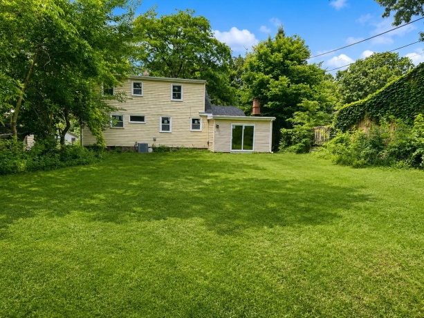 2707 Hampden Ct, ROCKFORD, Illinois 61107, 4 Bedrooms Bedrooms, ,2 BathroomsBathrooms,House,For Sale,Hampden Ct,202603597