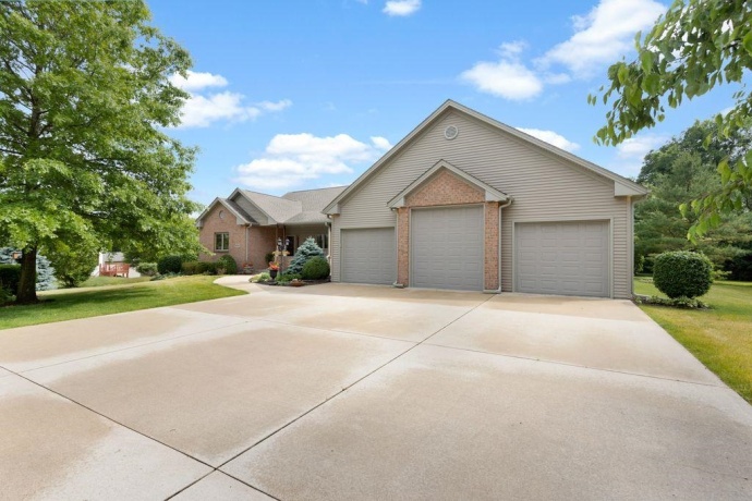 9974 TYBOW, ROSCOE, Illinois 61073, 4 Bedrooms Bedrooms, ,3 BathroomsBathrooms,House,For Sale,TYBOW,202603598