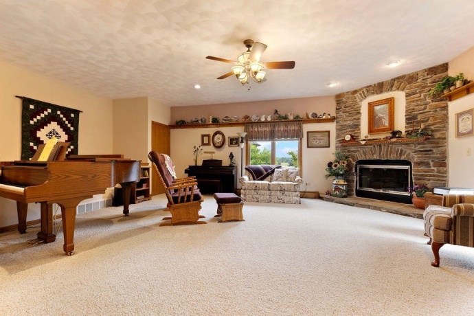 9974 TYBOW, ROSCOE, Illinois 61073, 4 Bedrooms Bedrooms, ,3 BathroomsBathrooms,House,For Sale,TYBOW,202603598