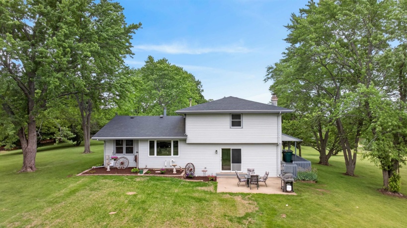 7144 Crestview, STILLMAN VALLEY, Illinois 61084, 4 Bedrooms Bedrooms, ,2 BathroomsBathrooms,House,For Sale,Crestview,202603601