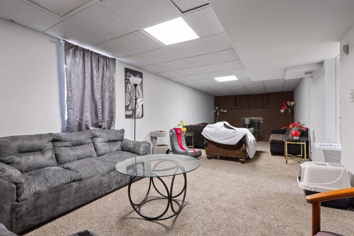 320 Dawn, ROCKFORD, Illinois 61107, 3 Bedrooms Bedrooms, ,2 BathroomsBathrooms,House,For Sale,Dawn,202603603