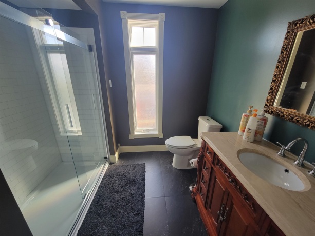 738 11th St, LaSalle, Illinois 61301, 4 Bedrooms Bedrooms, ,2 BathroomsBathrooms,House,For Sale,11th St,202603608
