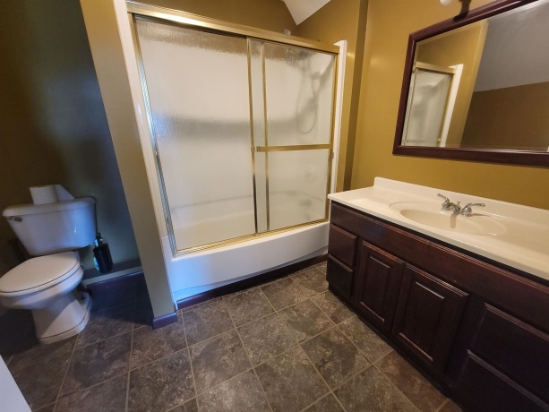 738 11th St, LaSalle, Illinois 61301, 4 Bedrooms Bedrooms, ,2 BathroomsBathrooms,House,For Sale,11th St,202603608