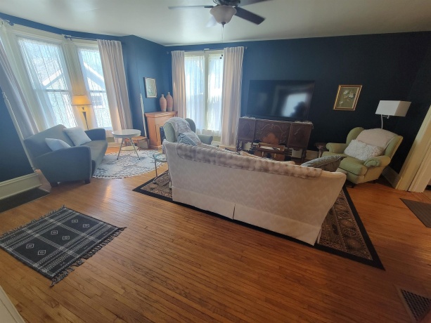 738 11th St, LaSalle, Illinois 61301, 4 Bedrooms Bedrooms, ,2 BathroomsBathrooms,House,For Sale,11th St,202603608