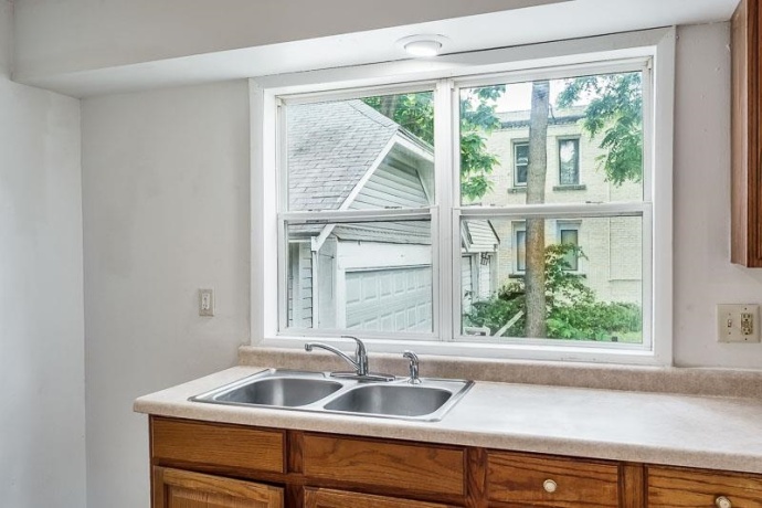 1803 8th, ROCKFORD, Illinois 61104, 3 Bedrooms Bedrooms, ,1 BathroomBathrooms,House,For Sale,8th,202603609