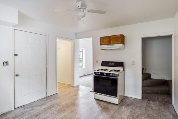 1803 8th, ROCKFORD, Illinois 61104, 3 Bedrooms Bedrooms, ,1 BathroomBathrooms,House,For Sale,8th,202603609