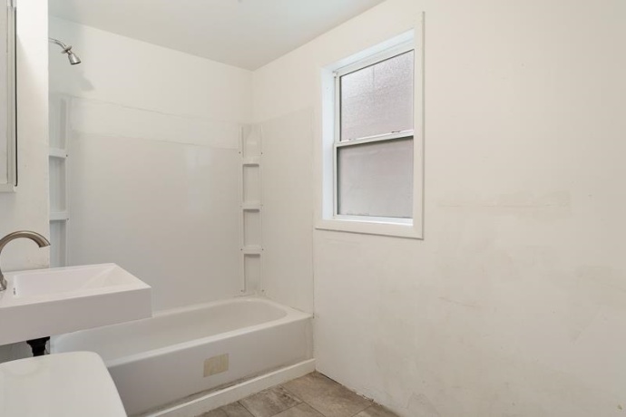 1803 8th, ROCKFORD, Illinois 61104, 3 Bedrooms Bedrooms, ,1 BathroomBathrooms,House,For Sale,8th,202603609