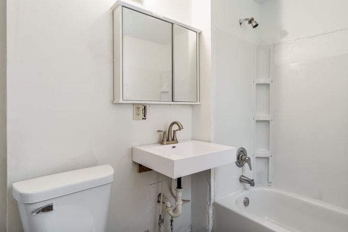 1803 8th, ROCKFORD, Illinois 61104, 3 Bedrooms Bedrooms, ,1 BathroomBathrooms,House,For Sale,8th,202603609