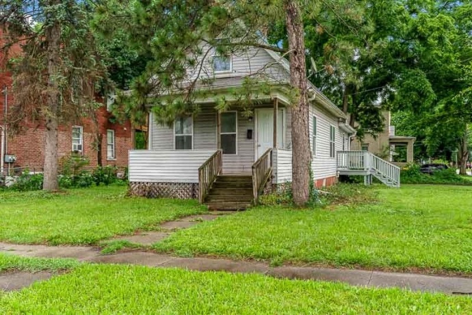 1803 8th, ROCKFORD, Illinois 61104, 3 Bedrooms Bedrooms, ,1 BathroomBathrooms,House,For Sale,8th,202603609