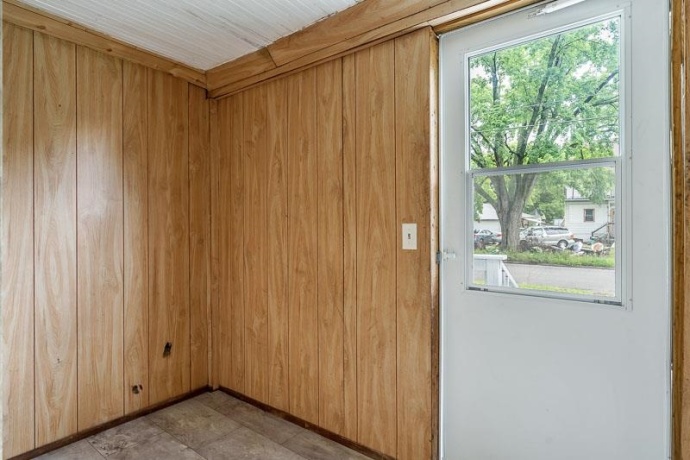 1803 8th, ROCKFORD, Illinois 61104, 3 Bedrooms Bedrooms, ,1 BathroomBathrooms,House,For Sale,8th,202603609