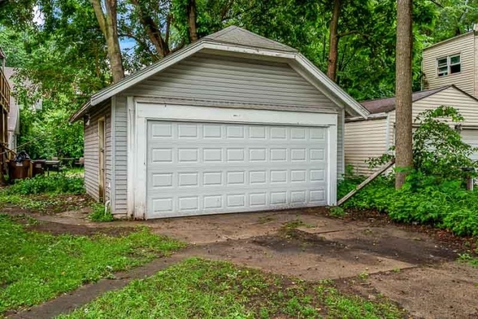 1803 8th, ROCKFORD, Illinois 61104, 3 Bedrooms Bedrooms, ,1 BathroomBathrooms,House,For Sale,8th,202603609