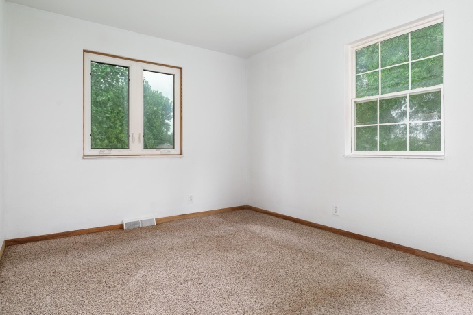 4405 Clover Crest, ROCKFORD, Illinois 61109, 4 Bedrooms Bedrooms, ,1 BathroomBathrooms,House,For Sale,Clover Crest,202603610