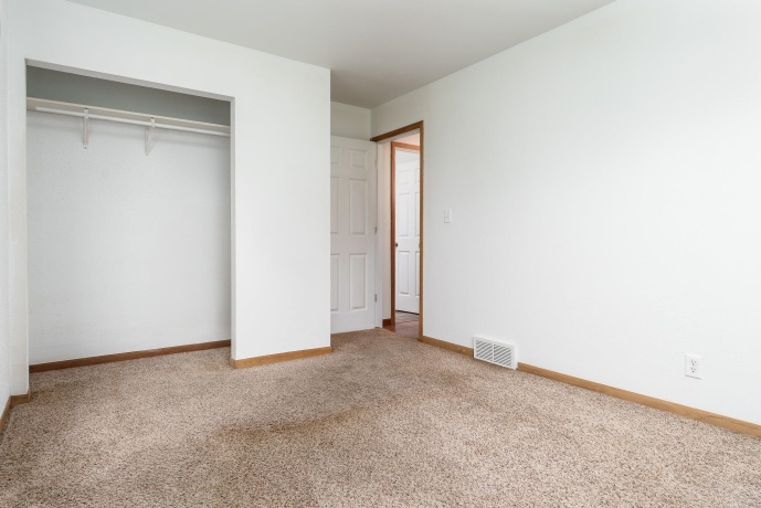4405 Clover Crest, ROCKFORD, Illinois 61109, 4 Bedrooms Bedrooms, ,1 BathroomBathrooms,House,For Sale,Clover Crest,202603610