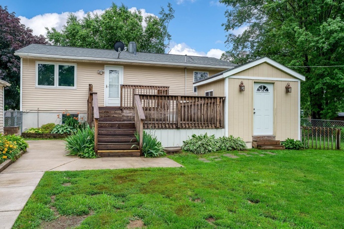 4405 Clover Crest, ROCKFORD, Illinois 61109, 4 Bedrooms Bedrooms, ,1 BathroomBathrooms,House,For Sale,Clover Crest,202603610