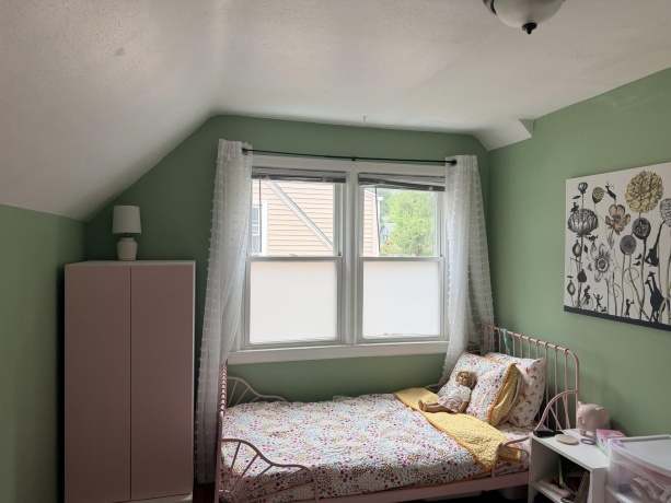 402 Rockford, ROCKFORD, Illinois 61104, 2 Bedrooms Bedrooms, ,2 BathroomsBathrooms,House,For Sale,Rockford,202603604