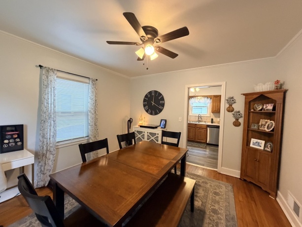 402 Rockford, ROCKFORD, Illinois 61104, 2 Bedrooms Bedrooms, ,2 BathroomsBathrooms,House,For Sale,Rockford,202603604
