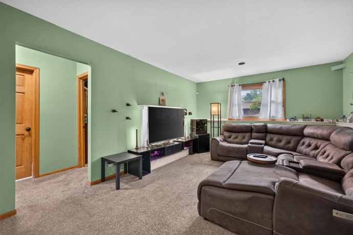 11515 Cedarbrook, ROSCOE, Illinois 61073, 5 Bedrooms Bedrooms, ,2 BathroomsBathrooms,House,For Sale,Cedarbrook,202603605