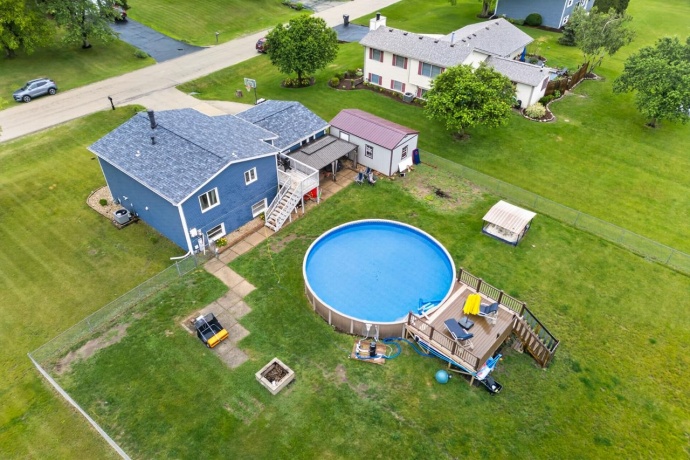 11515 Cedarbrook, ROSCOE, Illinois 61073, 5 Bedrooms Bedrooms, ,2 BathroomsBathrooms,House,For Sale,Cedarbrook,202603605