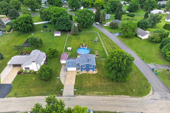 11515 Cedarbrook, ROSCOE, Illinois 61073, 5 Bedrooms Bedrooms, ,2 BathroomsBathrooms,House,For Sale,Cedarbrook,202603605