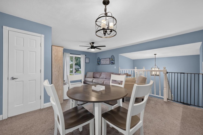 11515 Cedarbrook, ROSCOE, Illinois 61073, 5 Bedrooms Bedrooms, ,2 BathroomsBathrooms,House,For Sale,Cedarbrook,202603605