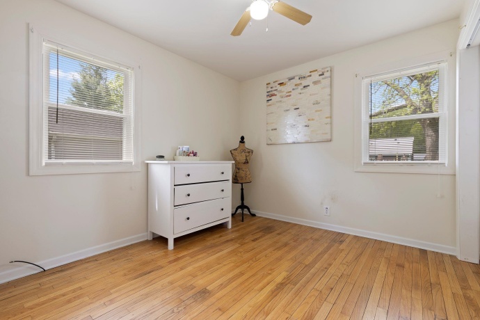 404 8th, OREGON, Illinois 61061, 2 Bedrooms Bedrooms, ,1 BathroomBathrooms,House,For Sale,8th,202603310